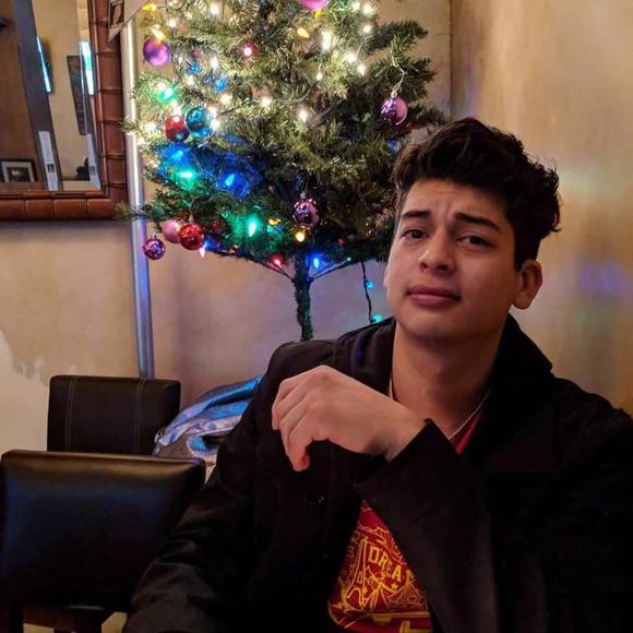 Meet your Posher, Francisco - Picture 1 of 1